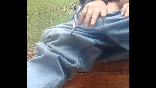 Steamy Solo Session Builds to a Thick Creamy Release – GayAmateurX 18+