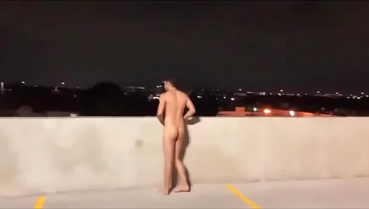 Sultry Skin-on-Skin Interludes: Hunks Sizzle in Explicit Outdoor Hookups – GayPornFun 18+