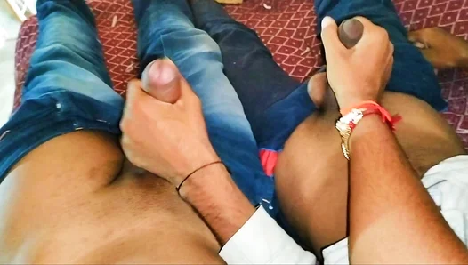 Steamy Bollywood Affair: Handsome Indian Lovers Sizzling Intimacy – TinyGays 18+