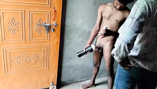 Young Lovers Vibrant Pleasure: Steamy Homeplay Teases Ignites