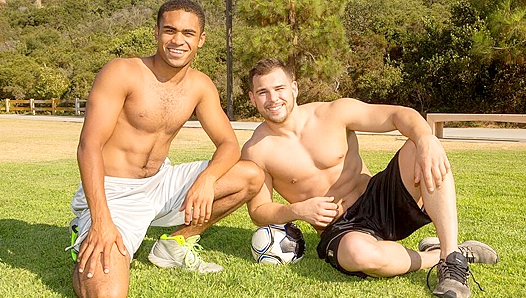Kellins Wild Ride: Bareback Steam, Skin-to-Skin with Sean Cody X