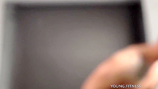 Glistening Pecs on Display: Oiled Asian Hunk Flexes His Ripped Muscles – Sexy Muscle 18+
