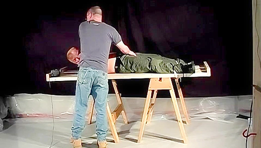 Shave Down Savor: Head-to-Toe Intimacy in Kinky Amateur Gay Play – XXXTapes 18+