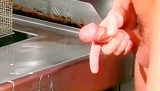 Sweaty, Beefy Bods Go Wild in Steamy Kitchen Threesome – GayPornX 18+