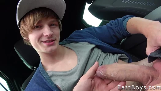 Passionate Auto Affair: Antonys Sizzling Blow Job Ride – GayXXX 18+