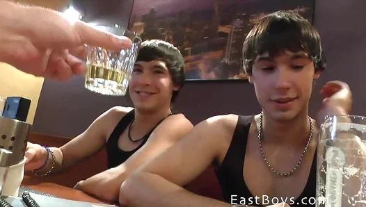Scorching Steam Sessions: Hot, Hung Men Expose Their Lust - AstonMen 18+