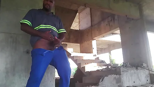 Sweaty Boots and Hard Labor Lead to Intense Gay Thirst – Gritty 18+