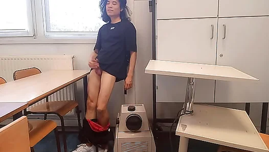 Classroom Orgasm: Daring Twink Exposes Himself, Risks All for Release – NaughtySchoolBoys