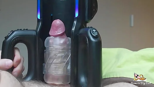 Unleashing a Throbbing Beast: Intense Solo Orgasm with Realistic Mega Gay Cock –