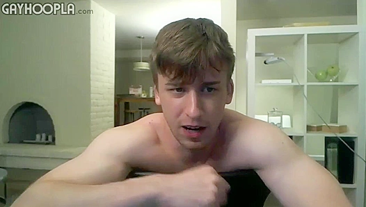 Dmitrys Thick Rod Stands At Attention As He Teases With A Sensual Hand Job – GayPorns 18+
