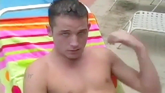 Drews Public Pleasure: Spurting Jizz in the Open Air