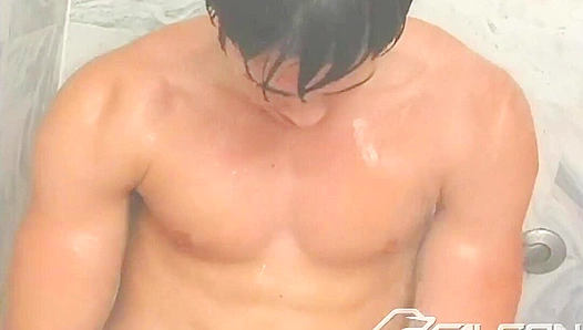 Clints Steamy Shower Showdown: Unleashing His Huge, Rigid Rod Under Blazing Hot Sprays –