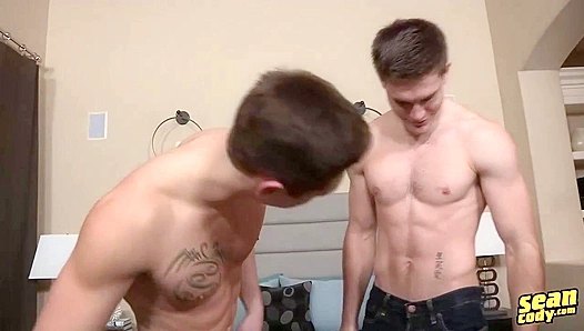 Raw, Rugged Sex: Lane Oliver Takes Deep Anal Thrills from Sean Codys Amateur Studs