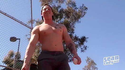 Steamy Shower Stroke: Athletic Jock Jeremy Works Up a Thirst Quenching Load