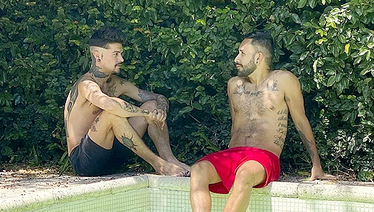 Steamy Latino Poolside Thirst: Tattooed Hunk Devours Kendros Juicy Cock – 18+