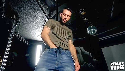 Stripping Bare for Your Eyes: Hunky Latino Showman Wanks Huge Erection – RealityDudes