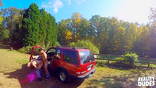 Gavins Wild Outdoor Rendezvous: Raw, Unbridled Passion Ignites as He Takes His Lover Deep