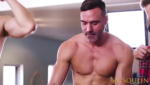 Teddy Torres and Ace Quinn Engage in Intense Bareback Thrills with a Hung Stud – Masculin