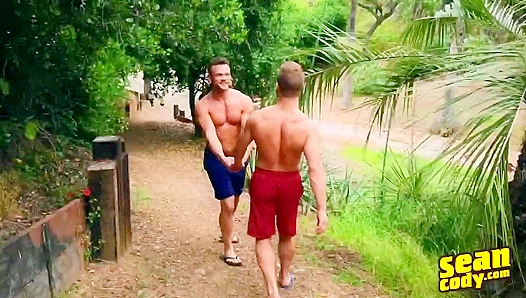 Sean Cam Goes Wild: Raw, Unbridled Passion in Their Sizzling Rear Entry Romp – GayXXX 18+