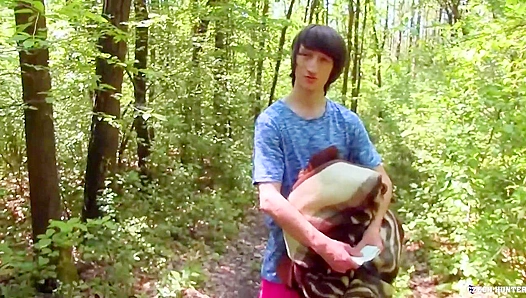 Rough Woodland Encounter: Czech Twinks Wild Oral Ride on a Thick Cock in Natures Grip –