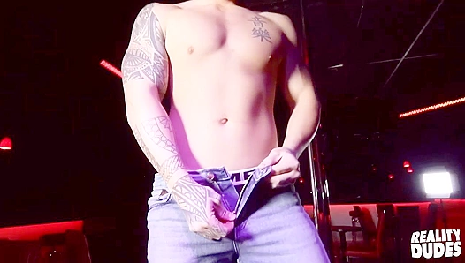 Theo Ross Exposes All: Sizzling Shirtless Strip Show Leads to Insatiable Cock Craving –