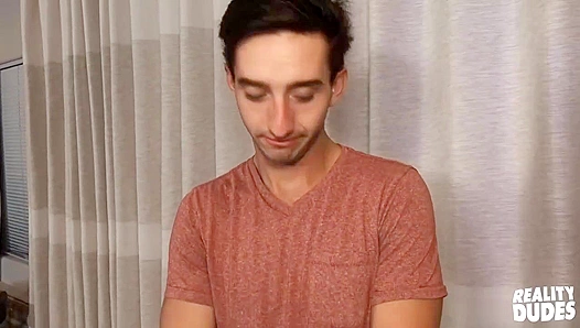 Steamy Ashtons Awakening: Handsome Brunet Uncovers Anal Bliss as a Gay Amateur - 18+