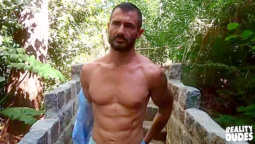 Alex Skorpio Goes Wild: Steamy Forest Bareback Anal Thrills – RealityDudes