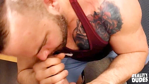 Ashton McKays Tight Hole Gets Stretched by Daxx Carters Thick Shaft in Sweaty Raw Anal