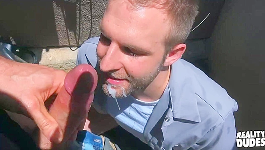 Raw Outdoor Thirst: Straight Jay Craves Forbidden Man-On-Man – Str8Chaser