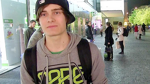 Rough Czech Lust: Slim Emo Twink Surrenders to Muscular Studs Throbbing Needs – XXX Video