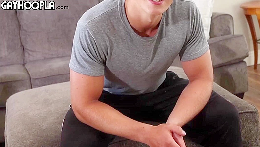 Muscular Mystery Unleashes Huge Erection for Teasing Voyeurs Eyes - Steamy Anonymous Gay