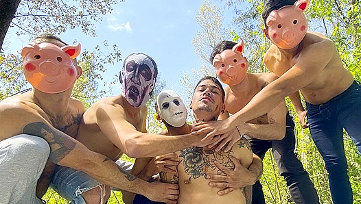 Moonlit Masked Maul: Steamy Outdoor Gay Orgy Unleashed Under the Stars – Raw XXX Action