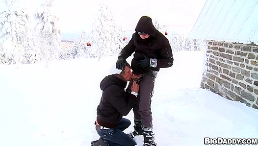 Steamy Ski Bums Swap Loads Amidst Snowy Peaks: Paul Marttys Mountain Orgy - GayResortX 18+