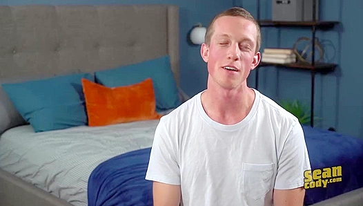 Dixons Rigid Rod Jerks to Pleasure Naked on Bed - SeanCodyX