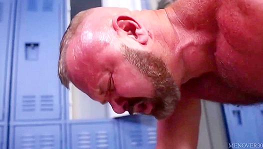 Sassy Alex Dominates Beefy Thor: Steamy Daddy Ride Leads to Intense Gay Sex