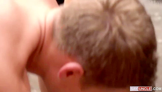 Markus Kage Brent Norths Passion Ignites in Scorching Backseat Threesome – GayPornHeat 18+