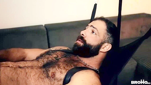 Vince Jakes Intense Threeway: Hairy Twinks Wrestle Worship in BDSM Bondage Orgy -